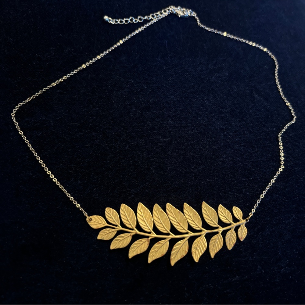 Gold Leaf Necklace